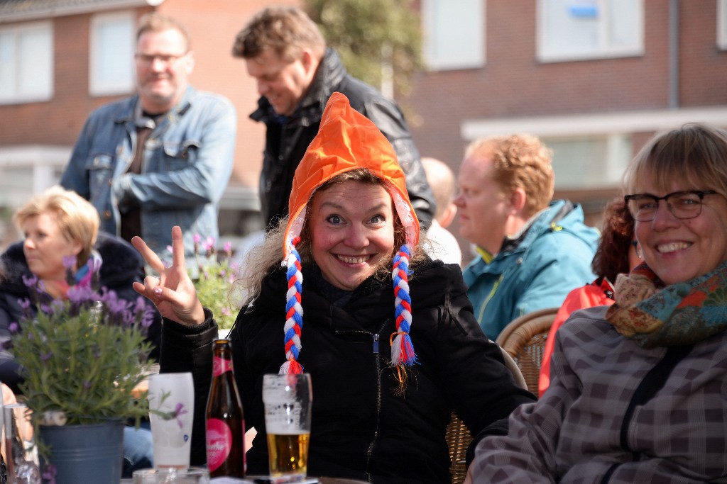 ../Images/Roved bij cafe De Punt Koningsdag 2017 018.jpg